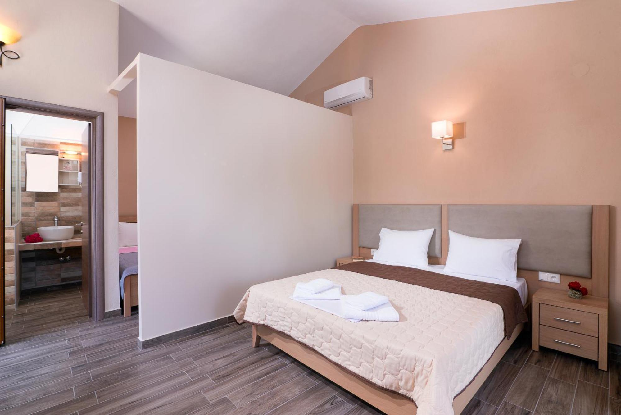 Kapsogeorgis Rooms Kinira Exterior foto